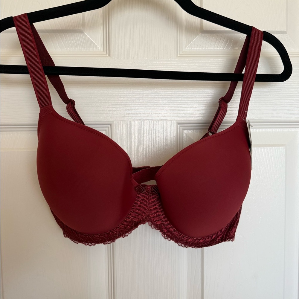 Wacoal Burgundy La Femme Contour Bra
